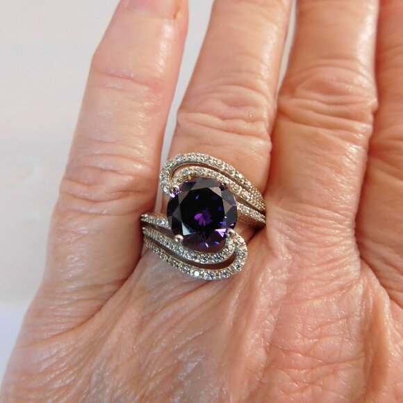 Ladies Sterling Silver 925 - Amethyst Purple Quartz Ring - Cocktail Ring - Picture 1 of 6